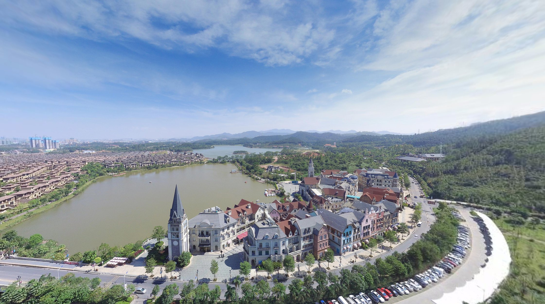 佛山美(měi)的(de)鹭湖嶺南(nán)花園酒店(diàn)